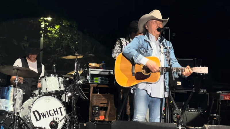 Dwight Yoakam's Performance at Red Hat Amphitheater, Raleigh