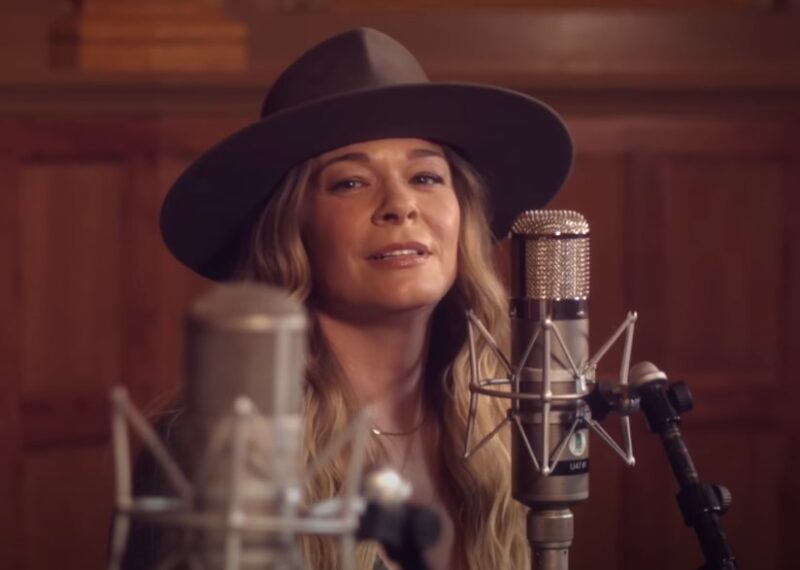 Lee Ann Rimes in the Music Video for a Duet with Aloe Blacc