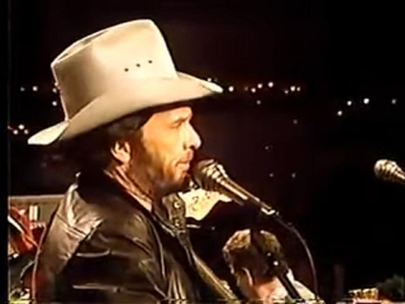 Merle Haggard performance in late 80s